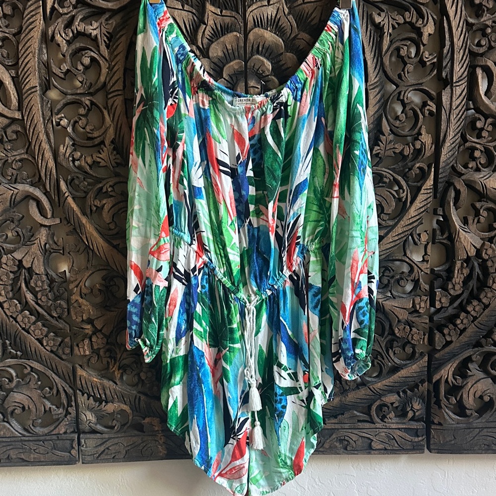 Forever 21 Contemporary Bright Tropical Romper Size Medium Long Sleeves Luau